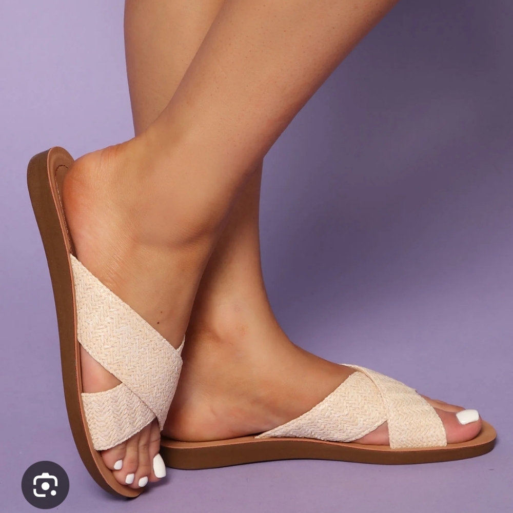 Soda NEW Lacey Criss Cross Raffia Woven Band Tan Slide Sandals Size 10